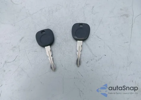 2002 GMC Sierra 2500Hd Sl из США, поврежденный, VIN 1GTHC29UX2Z145654